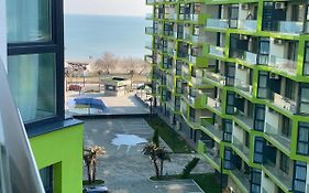 Apartament cu vedere la mare